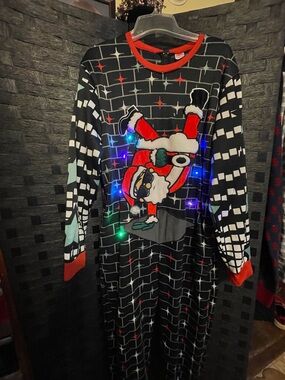 Holiday Time Santa Claus unisex bodysuit Christmas Onesie sz Lg RARE works!